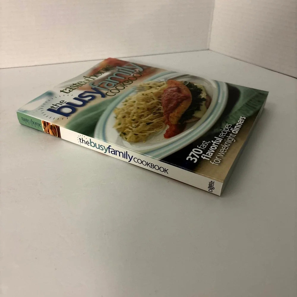 Taste of Home Busy Family Cookbook 370 Recipes Paperback 2007 Weeknight Meals